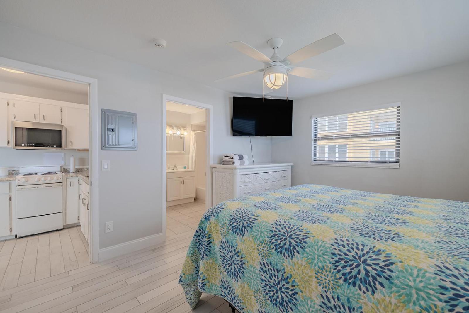 Coastal Waters Hotel New Smyrna Beach Ngoại thất bức ảnh